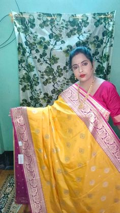 Item...Katan Banarasi Saree Fabric...Pure manipuri silk Work...Golden jari weaving work Length...Saree 5.5 MTR Bp...1 MTR Care ...Dry wash For more collection click my shop link https://www.etsy.com/in-en/shop/RitaboutiqueCrafts?ref=search_shop_redirect Please favourited my shop for new update notification Paithani Silk Saree With Pallu For Puja, Yellow Meenakari Dupatta For Traditional Ceremonies, Yellow Meenakari Dupatta For Diwali, Yellow Meenakari Dupatta For Festivals, Yellow Dola Silk Traditional Wear With Meenakari, Paithani Silk Traditional Wear With Pallu For Puja, Traditional Yellow Dupatta With Meenakari, Gold Banarasi Silk Traditional Wear For Puja, Katan Silk Traditional Wear With Meenakari For Puja