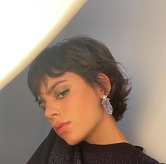 French Women Short Hair, Haircut References, Shortish Hair, Jen Ceballos, Really Short Hair, Super Short Hair, Hair 2024, City Outfits