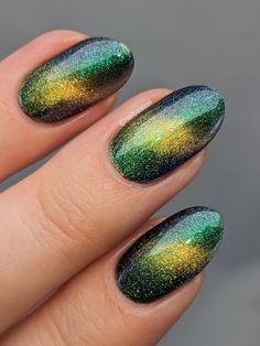 Explore the Most Beautiful Green Nail Art Collection for a Fresh and Unique Look Makeup Shopping List, Magnetic Nail Polish, Fragrance Ingredients, Magnetic Nails, Green Nail, Indie Nail Polish