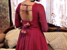 Kurti Back Neck Design, Blauj Dizain New, Kurti Back Neck, Kurti Back Designs, Kurti Back Neck Designs, Chudidhar Designs, Suit Neck Designs, Back Neck Design, Salwar Neck Designs