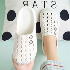 Category:Slippers,Sandals; Upper Materials:PVC; Season:Summer; Heel Type:Flat Heel; Gender:Women's; Toe Shape:Round Toe; Style:Casual,Comfort,Fashion,Minimalism; Heel Height(inch):<1; Outsole Materials:PVC; Occasion:Daily,Home,Outdoor; Closure Type:Loafer; Pattern:Solid Color; Listing Date:07/21/2023; Production mode:External procurement; 2024 Trends:Comfort Shoes,House Slippers; Foot Length:; Foot Width:; SizeChart1_ID:2:184043; Size chart date source:Provided by Supplier. Minimalism Fashion, Tuxedo Shirt Men, Womens Basic Tops, Mens Outdoor Jackets, Outwear Women, Flat Slipper, Sandals Slippers, Summer Flats, Outdoor Home