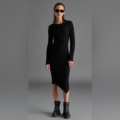 Nwt Steve Madden Serina Sweater Dress In Black. Crewneck, Long Sleeves, And An Asymmetric Hem. Size S. Steve Madden Black Suede Boots, Black V-neck Knit Sweater Dress, Bodycon Sweater, Bodycon Sweater Dress, Asymmetric Hem, Steve Madden, Sweater Dress, Crew Neck, Long Sleeve