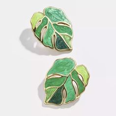 New! Cute Enamel Green Leaf Earrings With Metal Alloy Posts. They Are Secured By Push Back Bullet Closure. W 1” X L 1.25”. Earrings Latest, Vintage Statement Earrings, Fancy Light, Glitter Leaves, Girls Korean, Leaves Earrings, Enamel Stud Earrings, Alloy Earrings, Statement Drop Earrings