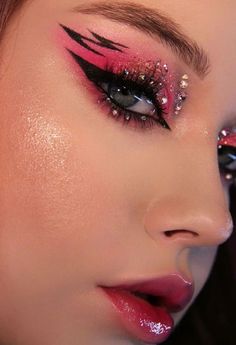 Barbie Makeup, Pinterest Makeup, Dope Makeup, Creative Eye Makeup, Eye Makeup Art, Photo Makeup