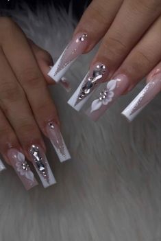 Quince Nails White And Silver, White Silver Nails Acrylic, French Tip With Crystals, White Quince Theme, White Quince Nails, White And Silver Nails Acrylic, White Bling Acrylic Nails, White Bling Nails, Buchona Nails