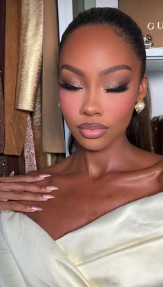 passion for glamour Gorgeous Bridal Makeup, Makeup 2024, Fall Wedding Makeup, Beginner Makeup, Graduation Makeup, Makeup For Black Skin, Brown Skin Makeup, Wedding Makeup Looks