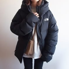 The North Face Jackets Outfits, Northface Jacket Outfit, North Face Jacket Outfit, Camp Fashion, Puffer Jacket Outfit, North Face Outfits, Celine Shoes, North Face Jacket