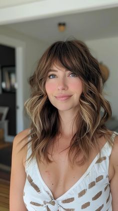 37 Gorgeous Side Bangs Hairstyles To Flatter Every Face Shape Side Bangs With Medium Hair, Side Bang Haircuts, Haircuts For Long Hair With Bangs, Bangs Ideas, Side Bangs Hairstyles, Haircuts For Long Hair With Layers, Layered Hairstyles, Bangs Hairstyles, Bangs With Medium Hair