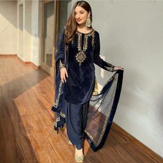 Velvet Dresses Outfit, Fancy Suit, Punjabi Outfits, Classy Dresses, Trendy Shirt Designs