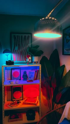 Latino Room Aesthetic, Aesthetic Wall Colors, Eccentric Room Decor, Vibey Apartment Bedroom Aesthetic, Cool Apartment Ideas, Funky Room Aesthetic, Psychadelic Room Aesthetic, Alternative Room Aesthetic, Urban Room Decor