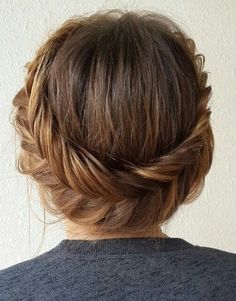 cute fishtailed updo Bob Pendek, Fishtail Braid, Medium Length Hair, Hair Girl, Fish Tail Braid, Length Hair, Hair Dos