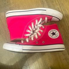 Barley Worn Only Wore Them Once Look Brand New Just Don’t Have The Box They Came In Bright Converse, Converse Platform High Top, Baby Blue Converse, Hot Pink Converse, Bright Clothing, Pink Chucks, Hot Pink Shoes, Violet Mcgraw, Converse Pink