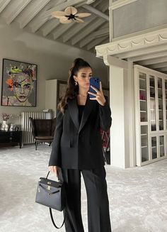 Black Blazer Outfit Formal, Business Couture, Aesthetic Lawyer, Workwear Outfits, Outfits Styling, Muslim Outfits Casual