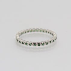 Vintage Sterling Silver Round cut Emerald Eternity Band Ring ...Marked 925...Total of weights 1.2grams...Size 9...Measure of Face 1.9MM...It's in very good condition. Emerald Eternity Band, Eternity Band Ring, Eternity Band, Eternity Bands, Sterling Silber, Vintage Sterling Silver, Band Ring, Round Cut, Band Rings