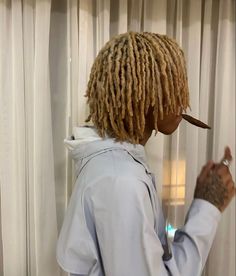 Dreads Styles Black, Afro Dreads, Short Dreadlocks Styles, Dreadlocks Men, Mens Dreads, Blonde Dreads