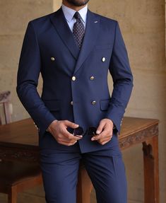 Navy Double Breasted Suit, Gentlemen Outfit, Blue Suit Outfit, Mcgregor Style, Conor Mcgregor Style, Man Dress Design, Suit Stores, Gentleman Outfit, Suit Styles