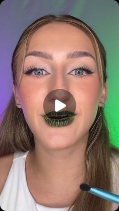 Beetlejuice Make Up Ideas, Beetle Juice Lips Trend, Beetlejuice Hair Ideas, Beetlejuice Inspired Makeup Simple, Diy Beetlejuice Makeup, Beetlejuice Lip Trend, Beetle Juice Lips, Kids Beetlejuice Makeup, Beetlejuice Female Makeup