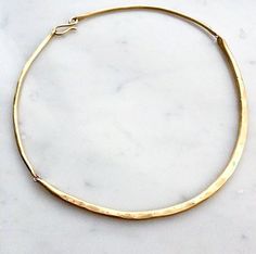 NORRA COLLAR Wire Collar Necklace, Metal Collar Necklace, Hammered Brass Jewelry, Contemporary Handmade Jewelry, Gold Collar Necklace, Contemporary Jewelry Design, Necklace Collar, Jewelry Lookbook, Brass Necklace