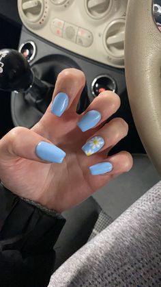 Ongles Baby Blue, Blue Gel Nails, April Nails, Plain Nails, Spring Acrylic Nails, Simple Gel Nails, Summery Nails