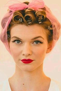 Hair In Rollers, Big Hair Rollers, Vintage Beauty Salon, Roller Hair, Roller Sets, Wet Set, Hair Nets, Medium Short Hair, Pin Curls