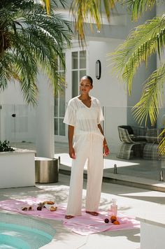 Exude resort vibes in the Takito Pants, made from a luxurious woven fabric in a cream hue. They are fully lined and feature and elasticated waist with drawstring and relaxed legs. Get the set with the Takito Top! Designed exclusively by Sabo. Resort Vibes, Sabo Skirt, Resort Style, Relaxed Style, Ring Shopping, Woven Fabric, New Dress, Dress Shop, Short Sleeves