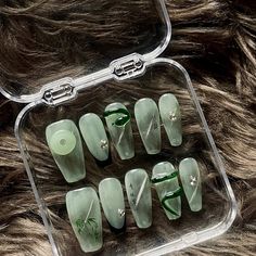 medium length coffin ballet shape snack，bamboos , leaf pattern ，jade ，Chinese style Nail Snake Design, Green Nails Chinese, Nail Chinese, Green Snake Print Nails, Snake Pattern Nails, Green Snake Nails Acrylic, White Nails Snake Charm, Green Nails Japanese, Leaf Fashion