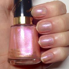 Nail Polish Pink, Nail Pink, Glaze Nail Polish, Nail Paint Shades, Eye Nail Art, Nude Nail Polish, Nude Nail