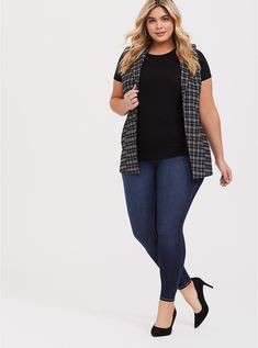 Jegging - Super Stretch Dark Wash, ENGLISH CHANNEL Torrid Outfits, Summer/fall Outfits, English Channel, Fashion Business Casual, Feel Pretty, Plus Size Womens Clothing, Women Denim Jeans, Office Work, Trendy Plus Size