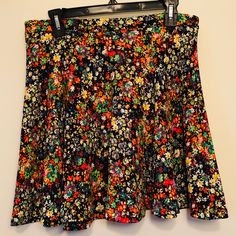 Perfect Floral Skirt That Will Fit 6-8 Women’s Multicolor Mini Skirt For Spring, Multicolor Short Mini Skirt For Spring, Multicolor Full Skirt Bottoms For Spring, Multicolor Flared Skirt For Spring, Spring Multicolor Pleated Mini Skirt, Relaxed Multicolor Floral Print Skirt, Flowy Multicolor Skirt With Floral Print, Multicolor Flowy Skirt With Floral Print, Floral Print Stretch Flared Skirt