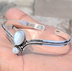 Rainbow Moonstone Gemstone Cuff 925 Sterling Silver Handmade Jewelry Bracelet Gemstone Cuff Bracelet, Silver Cuff Bangle, Handmade Jewelry Bracelets, Hippie Bracelets, Cuff Bangle Bracelet, Sterling Silver Jewelry Handmade, Moonstone Bracelet, Savory Recipes, Pretty Necklaces