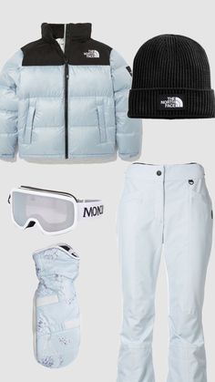 Cute Snow Gear Outfits, Cute Snow Jackets, Ootd Ski, Ski Aesthetic Outfits, Cute Ski Outfits For Women, Skiing Aesthetic Outfits