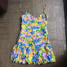 Brand New. Never Worn. Missing Tags. Size Medium. Multicolor Ruched Mini Dress For Summer, Multicolor Ruched Sundress For Summer, Fitted Multicolor Floral Print Sundress, Fitted Multicolor Printed Sundress, Multicolor Ruched Sundress For Spring, Spring Multicolor Ruched Sundress, Multicolor Lined Mini Dress For Vacation, Lined Multicolor Mini Dress For Vacation, Fitted Multicolor Summer Sundress