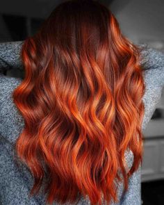 Hair Color Ideas For Spring, Red Violet Hair, Copper Hair Color Ideas, Mahogany Hair, Red Ombre Hair, Violet Hair, Spring Hair Color, Copper Hair Color