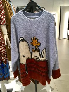 I saw this at Zara today #Snoopy Crochet Sweater Free Pattern, Crochet Luxury, Sweater Free Pattern, Snoopy Sweater, Crochet Sweater Free, Crochet Cardigan Pattern Free, Crochet Sweater Pattern Free