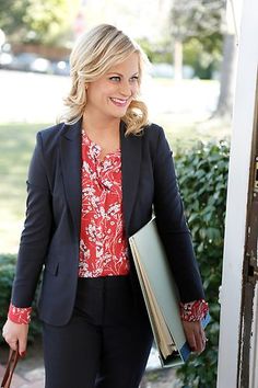 Leslie Knope! "Jerry’s Retirement" | Parks and Rec | #ParksandRec Work Closet, Favorite Tv Characters, Parks And Rec, Work Suits, Fabulous Clothes, Work Style