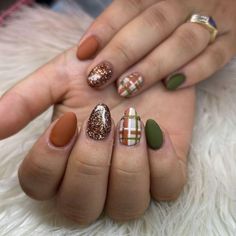 November Nail Designs, Nail Decor, Nail Painting, Fall Manicure, Fall Gel Nails, Fall Nail Art Designs, Cute Nails For Fall, Plaid Nails, Finger Nails