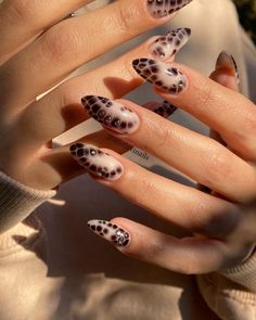 Matte Snake Nails, Fall Snake Nails, Fall Snake Skin Nails, Funky Nails Black, Purple Snake Nails, Snake Scale Nails, Snake Print Nails Design, Snake Pattern Nails, Nail Art Designs 2024