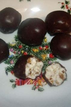 Martha Washington Balls Martha Washington Candy, Coconut Balls, Martha Washington, Candy Recipes Homemade, Melting Chocolate Chips, Balls Recipe, Jams & Jellies, Chocolate Dipped