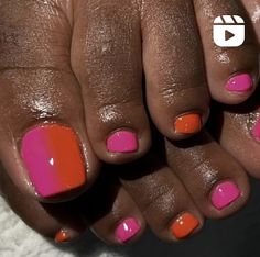 Pink And Orange Toenails Pedicures, Pink And Red Pedicure, Neon Pink Pedicure Toenails, Coral And Peach Nails, Pink And Orange Pedicure, Pink And Orange Toenails, Orange Toes Nails, Hot Pink Toe Nails With Design