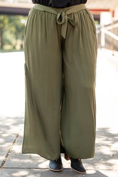 Chic Soul plus size clothing, olive solid flowy pants Khaki Wide-leg Harem Pants With Elastic Waistband, Khaki Wide-leg Bottoms With Elastic Waistband, Sweet Pants, Off Shoulder Dresses, Midi Dress Party, Chic Look, Cute Top, Olive Color, Kimono Cardigan