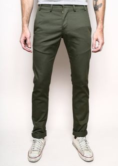 Everyday Chinos With Patch Pockets, Classic Chinos For Everyday Wear, Classic Everyday Chinos With Pockets, Green Chino Cotton Twill Chinos With Pockets, Green Chinos With Pockets In Chino Cotton Twill, Rogue Territory, Hipster Mens Fashion, Bias Tape, Raw Denim