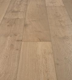 an image of wood flooring that looks like it has been made from natural wood