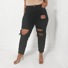 Missguided Plus Riot Thigh Open Knee Slash Mom Jean New With Tag, Never Worn. #Tds144p Edgy Black Bottoms With Holes, Fitted Black Bottoms With Holes, Black Distressed Bottoms For Night Out, Chic Black Distressed Bottoms, Chic Ripped Bottoms For Night Out, Size 16 Jeans, Jean Color, Mom Jean, Colored Jeans