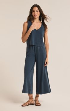 Comfy meets chic in this high rise, cropped flare pant. With its relaxed fit and soft jersey fabric, you'll have fun dressing it up or down, day or night. Palm Green, Cropped Flare Pants, Flare Pant, Cotton Jersey Fabric, Jersey Pants, V Neck Tank Top, Cropped Denim Jacket, Cropped Flares, Pocket Pants