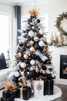 25+ Black and White Glam Christmas Tree Inspirations Glam Tree Christmas, Christmas Tree Glam, White And Black Christmas Tree Ideas, Pink Black And White Christmas Tree, Black White Silver Christmas Decor, Cheetah Christmas Tree, Black Christmas Tree Decor, Ribbon Ideas For Christmas Trees