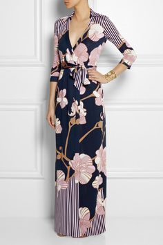 long DVF wrap- It's got it all, 70's inspiration mixed with a spring floral in the blue/blush colour way, It's on the wish list. Diane Von Furstenberg Wrap Dress, Silk Maxi, Maxi Robes, Maxi Wrap Dress, Floral Maxi Dress, Von Furstenberg, Diane Von, Diane Von Furstenberg, Elegant Fashion