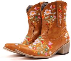 Imported manmade sole ❤Perfect for country concerts, music festival and outdoor country wedding. ❤Ride the range in classic western style with these chic flower embroidered cowgirl boots from heelchic ❤This fashion cowgirl boot with fashion western heel and long wearing sole can fit well with various outfits. Embroidered Cowgirl Boots, Cowgirl Ankle Boots, Outdoor Country Wedding, Western Ankle Boots, Cowgirl Cowboy, Chic Flowers, Retro Shorts, Country Concerts, Tonga