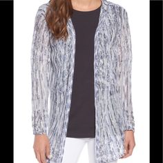 Blue Light Weight Cardigan With Hood.Perfect For The Spring And Summer Weather! Elegant Blue Open Front Outerwear, Flowy Cardigan, Cardigan With Hood, Flowy Cardigans, Summer Weather, Lightweight Cardigan, Blue Light, Color Blue, Light Blue