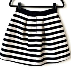 See Pictures For Approximate Measurements. Chic Striped Mini Skirt With Lining, Chic Striped Skort For Spring, Chic Striped Cotton Skirt, Striped Mini Skirt For Day Out, Elegant Striped Mini Skirt For Spring, Chic Striped Skirt, H&m Lined Skirt For Day Out, H&m Pleated Mini Skirt For Spring, Chic Lined Skirt By H&m