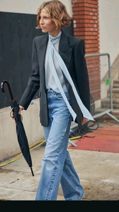 Le Catch, Luxury Street Style, Feminine Blouses, Fashion Creative, Street Style Inspiration, Denim Outfit, Look Chic, Instagram Fashion